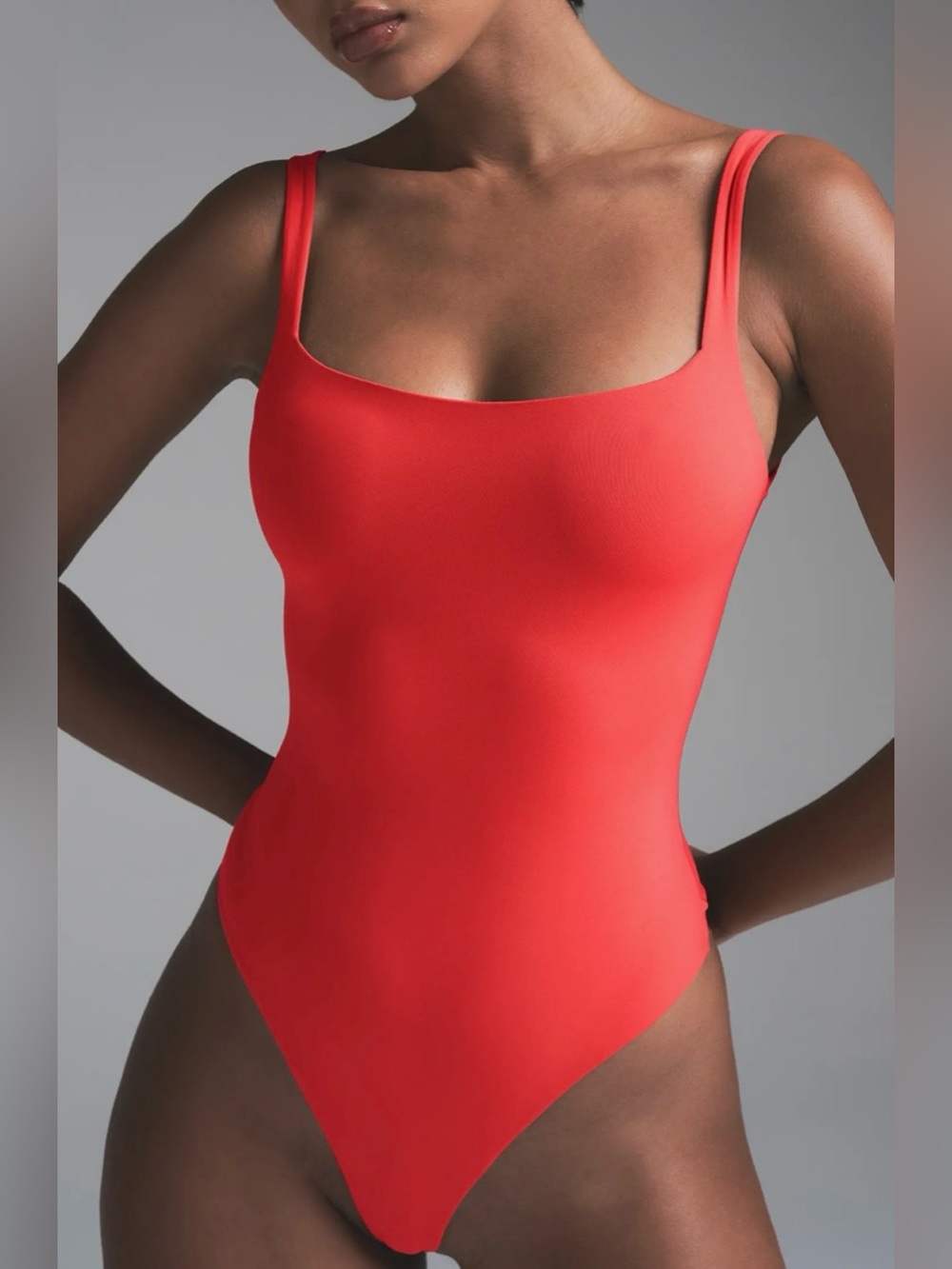 SKIMS Fits Everybody Bodysuit in Cherry Size Large Like New